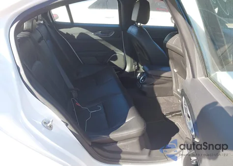 2023 Alfa Romeo Giulia Sprint Rwd из США, поврежденный, VIN ZARFAMAN1P7671791